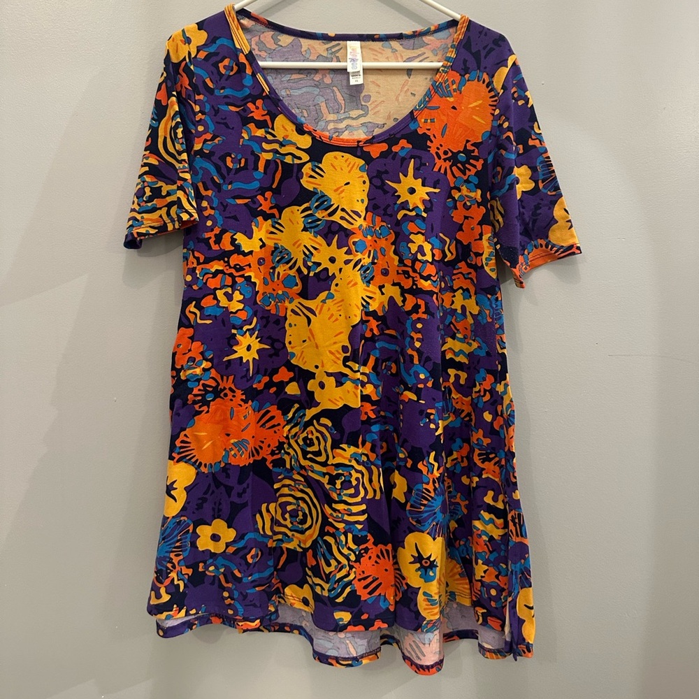 Lularoe Perfect T. Women’s XS.